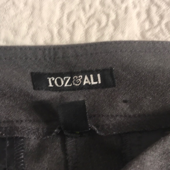 Roz and Ali Dark Grey Dress Pants - Picture 3 of 4